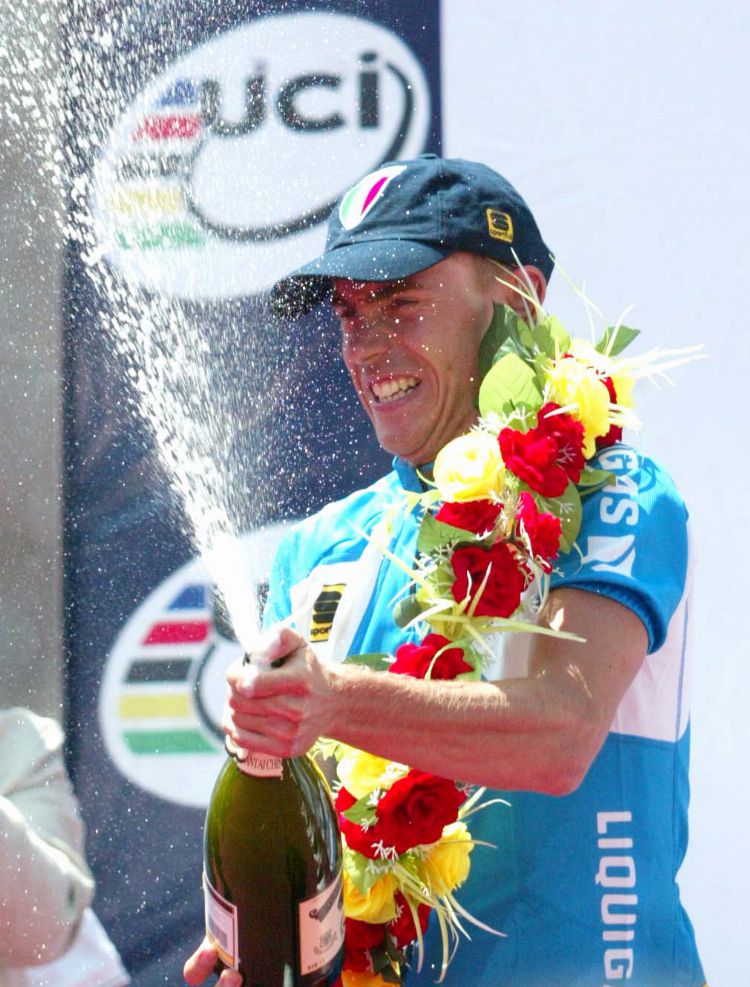 The individual overall score champion is Junego